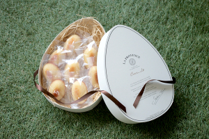 【本日のおいしいモノ】卵の様な可愛いフォルムの焼き菓子