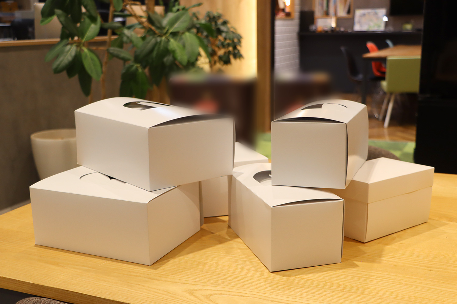 ドーナツ箱のデザイン！_クレマパレットプロジェクト