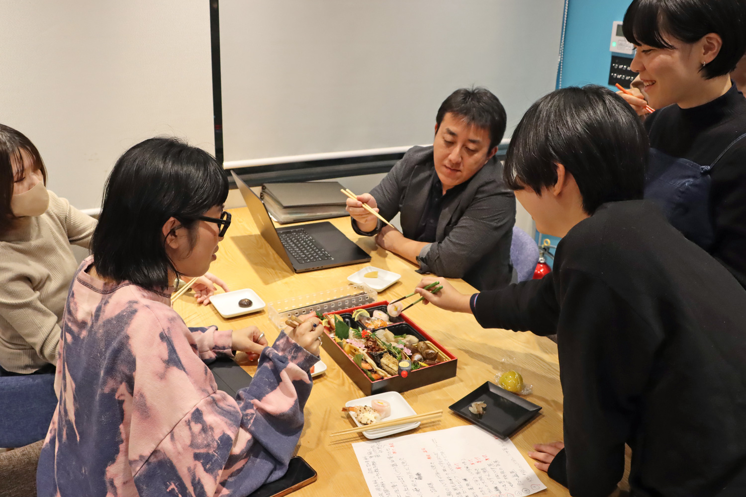 日向へべすのおせち試食