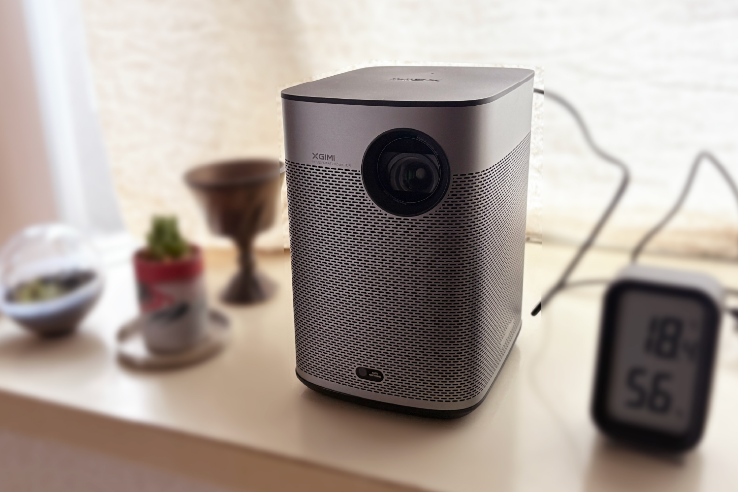 プロジェクター