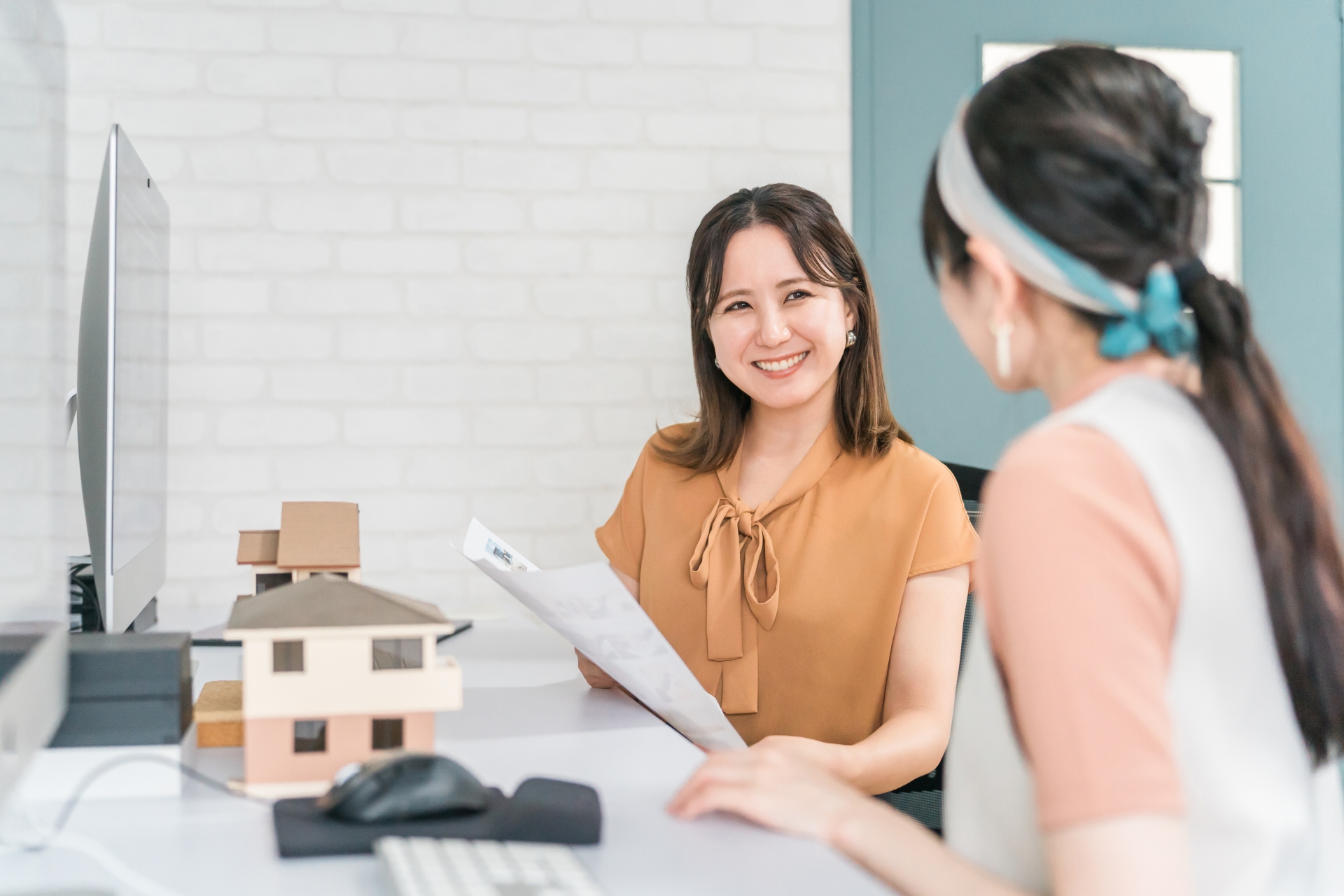 会話をしている様子