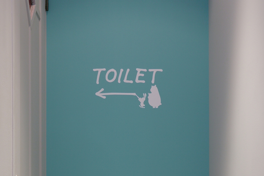 ネイルサロン トイレ案内看板デザイン
