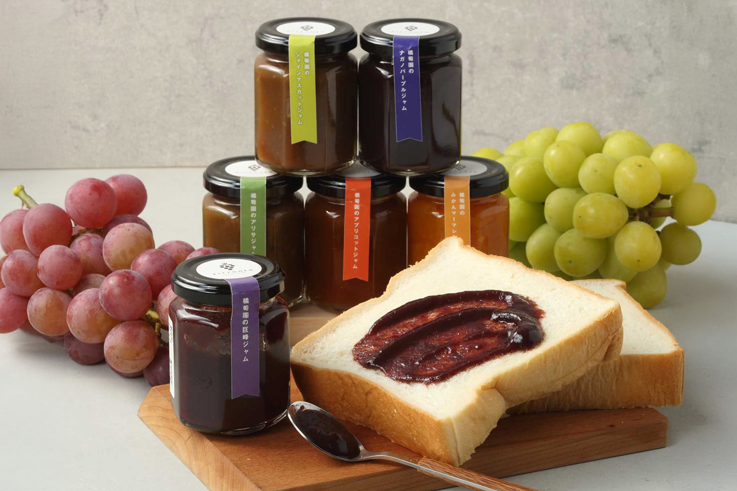 ぶどう園・直売所のラベルデザイン_愛知県大府市 橘萄園