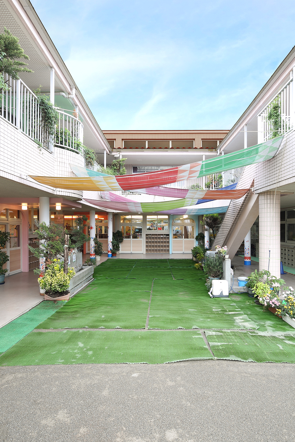 幼稚園のサンシェードデザイン_東京都東久留米市 落合幼稚園